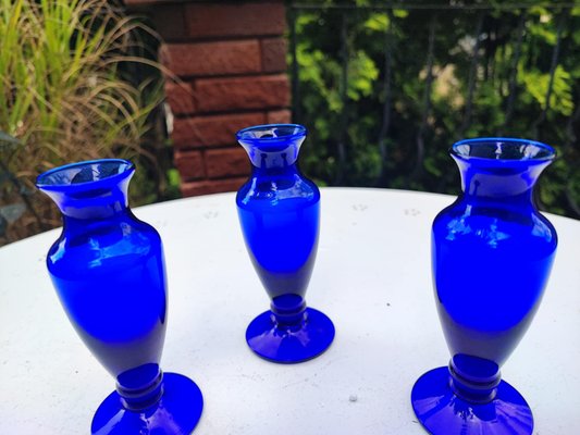 vase schwarz groß Wir bieten Ihnen ein Grosse Auswahl an Pflanzgefaessen und Vasen in unserem Onlineshop zu guenstigen Preisen in Top Qualitaet Schöner, grauer Teller mit