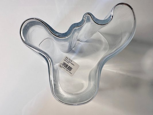 Large Model 3030 Sculptural Savoy Flower Vase in Clear Glass by
