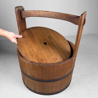 木の桶 Japanese Wooden Bucket with Lid, 1940s for sale at Pamono