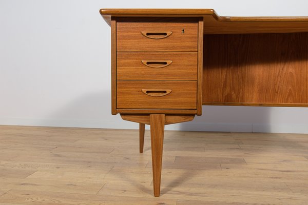 Mid-Century Teak Model A10 Boomerang Desk from Goran Strand