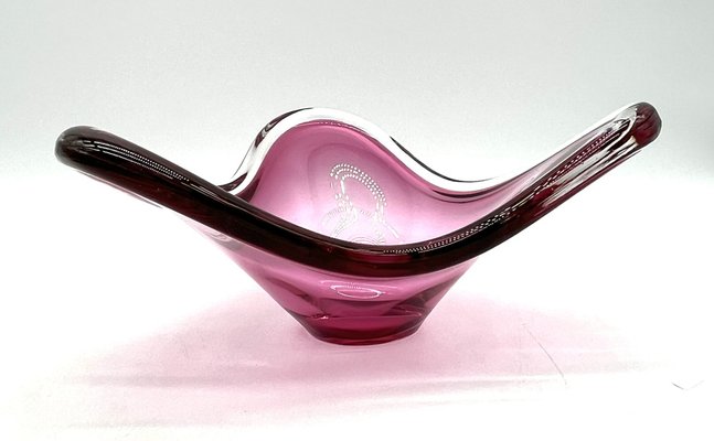 Scandinavian Pink Coquille Glass Bowl by Paul Kedelv for Flygsfors