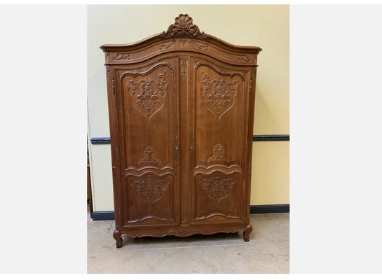 Vintage Wardrobe in Oak, 1950 for sale at Pamono