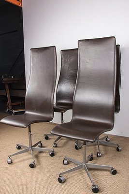 Vintage High-Backed Office Chairs in Leather and Aluminium by Arne
