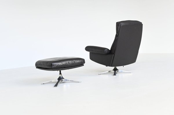 Set of Model DS-31 Lounge Chair and Ottoman in Black Leather from