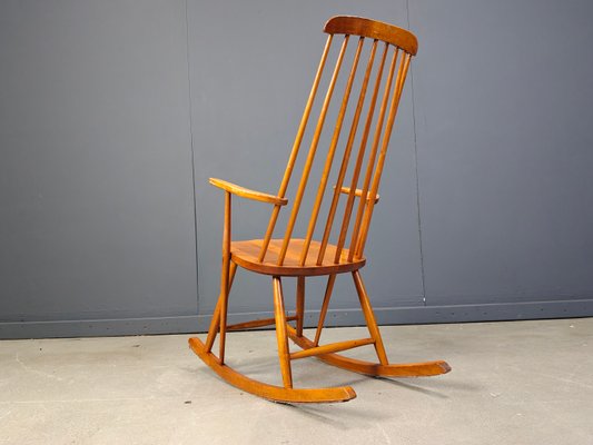 Mid-Century Spindle Rocking Chair, 1960s for sale at Pamono