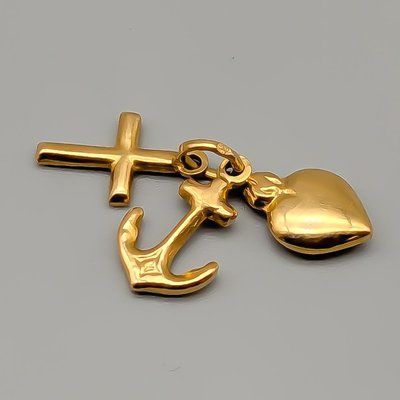 18 Karat Gold Faith, Hope and Love Pendant for sale at Pamono