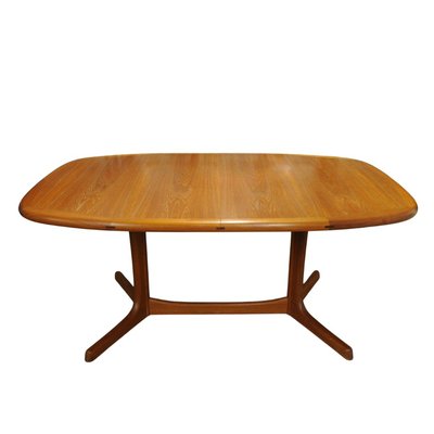 Mid-Century Extending Dining Table in Teak attributed to Dyrlund