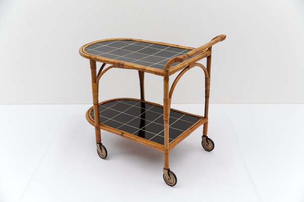 Servierwagen aus Bambus & Rattan, Italien, 1950er bei Pamono kaufen