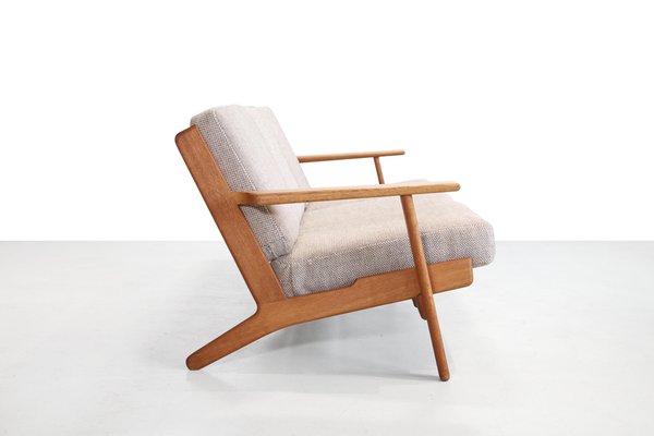 Oak GE290 Sofa by Hans J. Wegner for Getama, 1960s for sale at Pamono