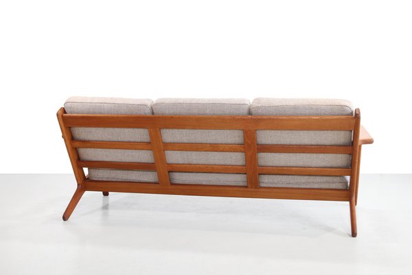 Oak GE290 Sofa by Hans J. Wegner for Getama, 1960s for sale at Pamono