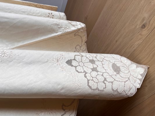 Beige Hand-Embroidered Linen Tablecloth and Napkins, 1890s, Set of