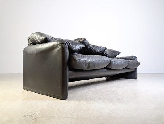 Maralunga Sofa in Black Leather by Vico Magistretti for Cassina