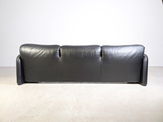 Maralunga Sofa in Black Leather by Vico Magistretti for Cassina