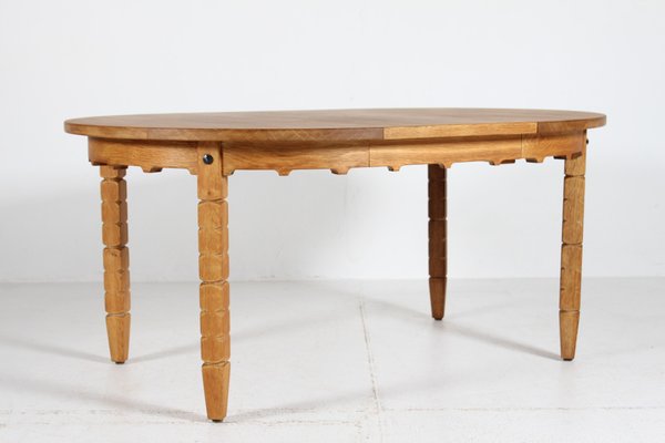 Danish Round Extendable Oak Dining Table in the style of Henning