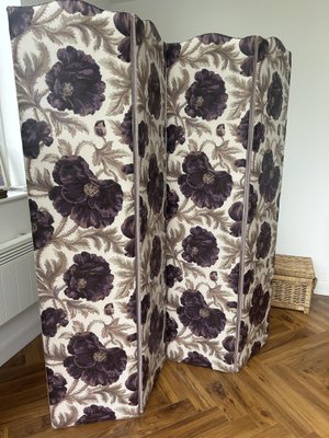 Vintage Dressing Screen in Bernard Nevill Floral Fabric, 1920s for sale at Pamono Vintage Dressing Screen in Bernard Nevill Floral Fabric, 1920s for sale at Pamono