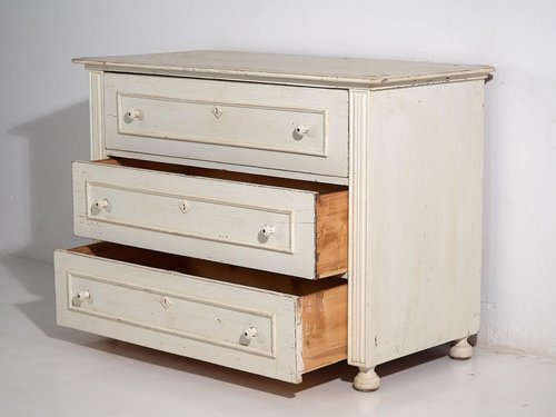 Weiße Vintage Kommode, 1920 bei Pamono kaufen