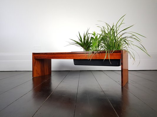 Dänische Vintage Palisander Furnier Blumenbank, 1960er bei Pamono kaufen Dänische Vintage Palisander Furnier Blumenbank, 1960er bei Pamono kaufen