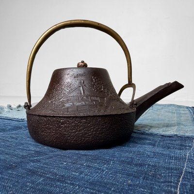 Antique Japanese Tetsubin Traditional Teapot, 1860s for sale at Pamono