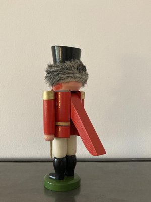 Schiaccianoci Ré frassino melanzana, 29 cm di altezza, originale Monti Metalliferi dell'arte tradizionale di Seiffen