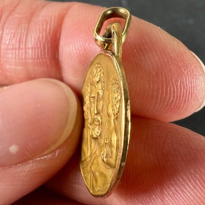 Vintage French Saint Christopher Medal Pendant in 18 Karat Yellow