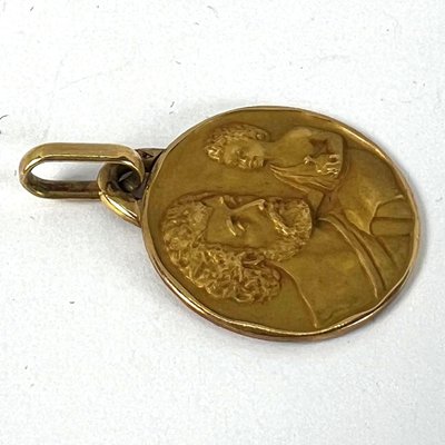 Vintage French Saint Christopher Medal Pendant in 18 Karat Yellow