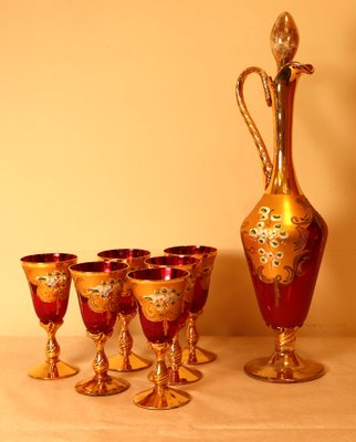 Karaffenset mit Gläsern aus rotem Muranoglas & handbemaltem