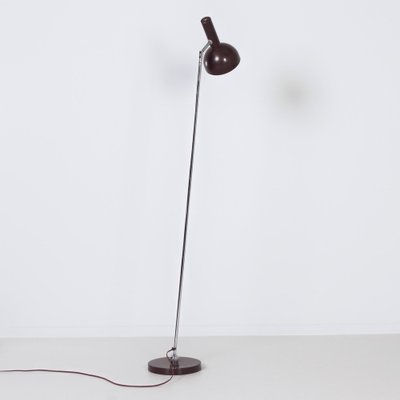 Hala Mid Century floor lamp by Busquet 家具 Hala Mid Century floor