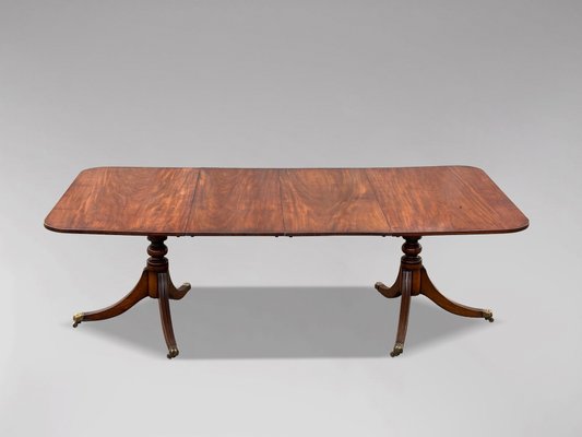 Antique Georgian Twin Pedestal Dining Table in Mahogany, 1800 for 
