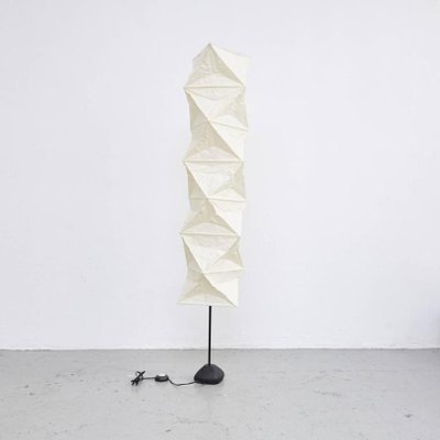 noguchi lamp floor