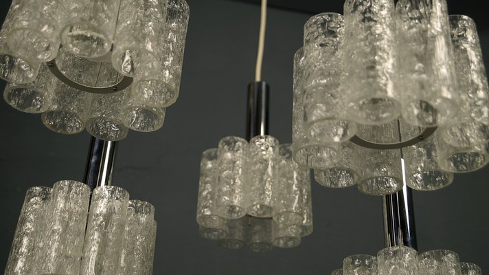 Kaskaden Hängelampe mit 5 Leuchten aus Eisglas Röhren von Doria, 1960er Kaskaden Hängelampe mit 5 Leuchten aus Eisglas Röhren von Doria, 1960er