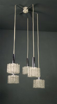 Kaskaden Hängelampe mit 5 Leuchten aus Eisglas Röhren von Doria, 1960er Kaskaden Hängelampe mit 5 Leuchten aus Eisglas Röhren von Doria, 1960er