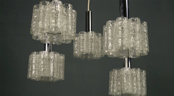 Kaskaden Hängelampe mit 5 Leuchten aus Eisglas Röhren von Doria, 1960er Kaskaden Hängelampe mit 5 Leuchten aus Eisglas Röhren von Doria, 1960er