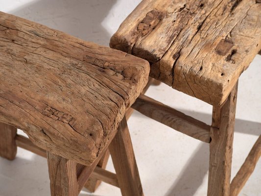Antike Holzhocker, 1900er, 2er Set bei Pamono kaufen
