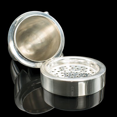 American Art Deco Silver-Plated Polar Bear Cocktail Shaker, 1930