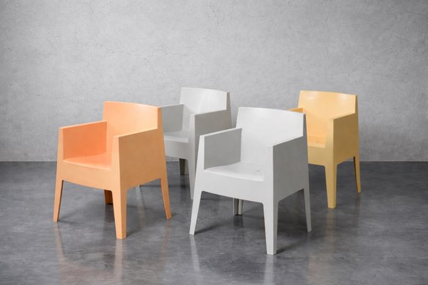 イタリア Aleph Atlantide（Driade）ダイニング160×80 Mid-Century Modern Italian Atlantide Toy Plastic Chairs by
