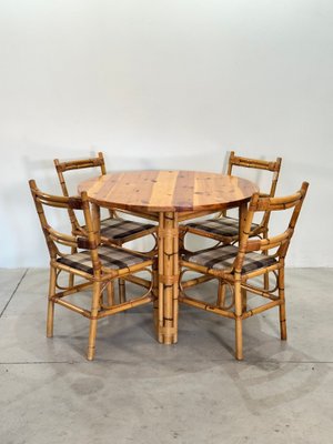 Runder Tisch und Sthle aus Bambus, 1970er, 5er Set bei Pamono kaufen