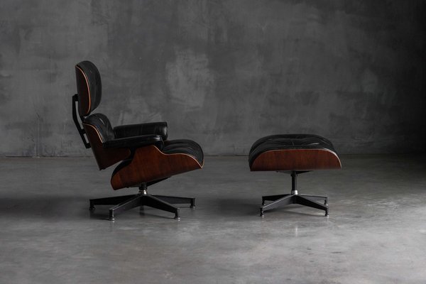 Set of Eames Lounge Chair and Ottoman by Charles and Ray Eames for