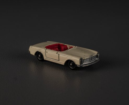 Model 230 SL No. 27 Mercedes-Benz from Matchbox Series, England
