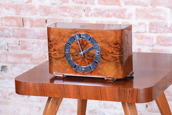 Art Deco Table Clock in Walnut, Czech, 1920s for sale at Pamono