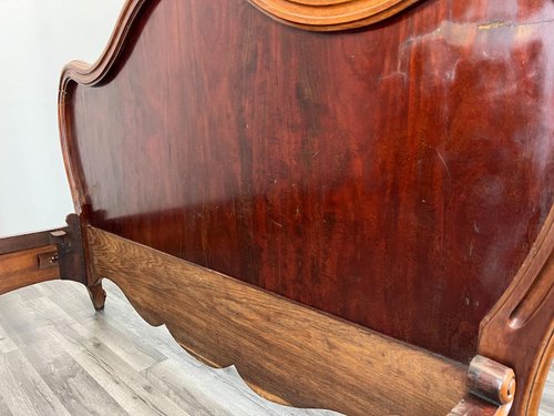 Lit Double Colonial En Acajou Sculpté Palazzo INT – Style Antique