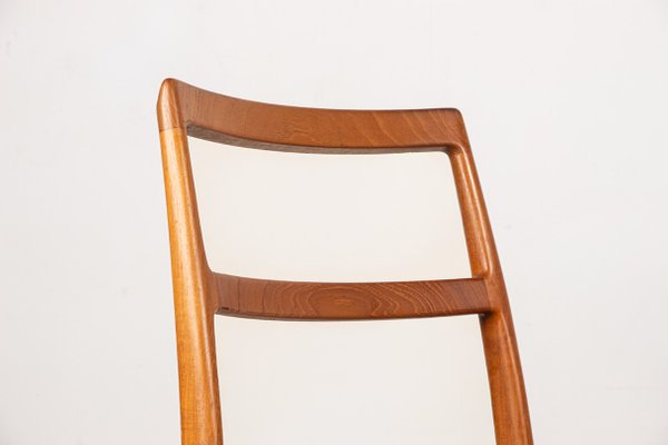 Vintage Danish Model 430 Chairs in Teak and New Leather by Arne