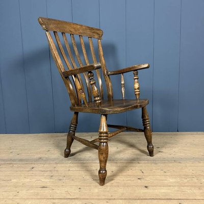 Englischer brauner Windsor Sessel mit hoher Rückenlehne bei Pamono kaufen