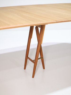 Model 62 Extendable Dining Table in Oak by Henning Kjaernulf for