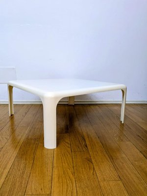 White Demetrio 70 Coffee Table by Vico Magistretti for Artemide