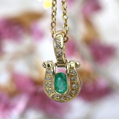 Pendentif En Or 18 Carats Avec Diamants – Occasion – Thème Amour – Bijou élégant Et Romantique