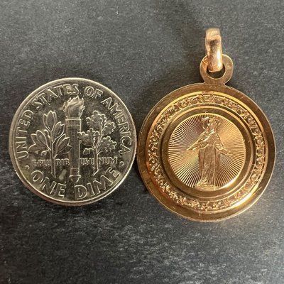 Médaille Religieuse Victorienne En Or Rose 18k – Vierge Marie Circa 1880 – Collier Mi-long