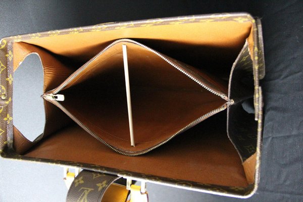 Louis Vuitton Pilot Bag or Doctor Bag, 1990s for sale at Pamono