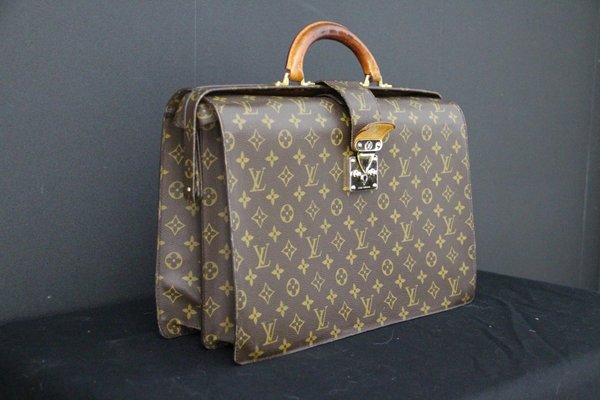 Louis Vuitton Monogram Pilot or Doctors Bag, 1990s for sale at Pamono