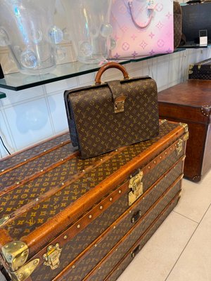 Louis Vuitton Monogram Pilot or Doctors Bag, 1990s for sale at Pamono