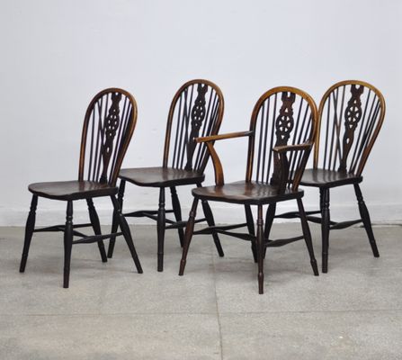 19th Century Windsor Dining Chairs Set Of 4 2 19th Century Windsor Dining Chairs Set Of 4 2